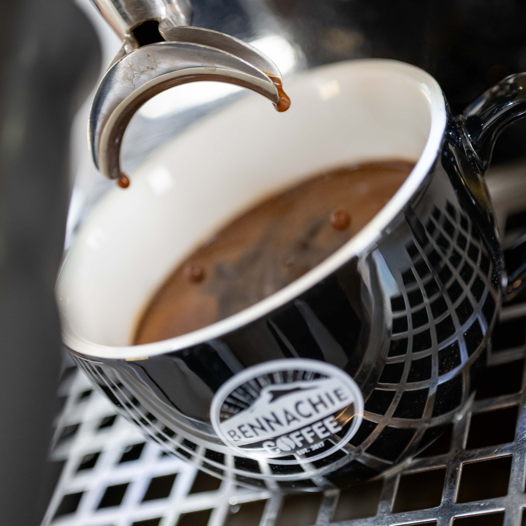 1kg - Seasonal House Blend Coffee Beans - Bennachie Coffee